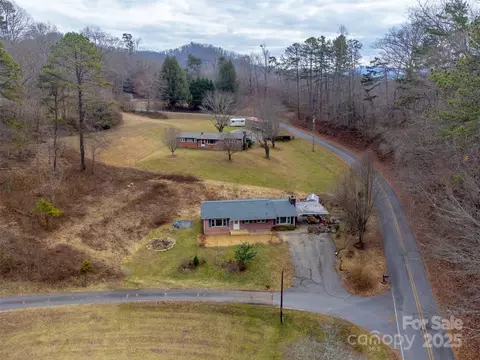 195 Lee St, Sylva, NC 28779 photo 36
