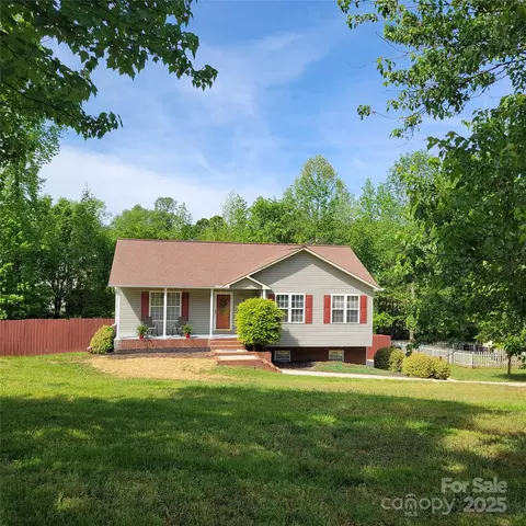 115 Scotch Irish Ln, Troutman, NC 28166