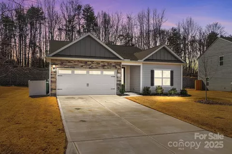 127 Tradesmen Trl, Troutman, NC 28166