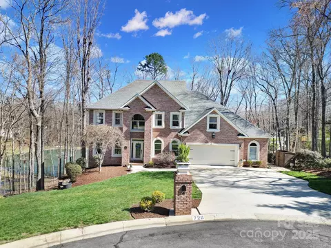 726 Amberly Xing, Fort Mill, SC 29708