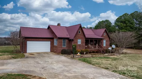3427 Joe Johnson Rd, Catawba, NC 28609