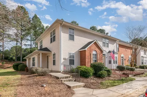 3610 Melrose Cottage Dr, Matthews, NC 28105