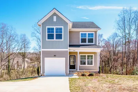 3220 5th Street Ne Ct NE, Hickory, NC 28601