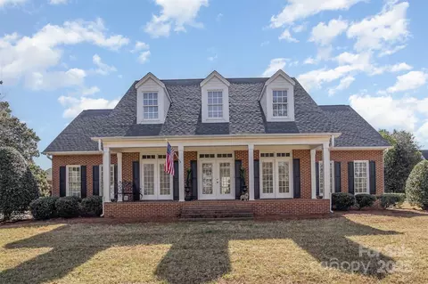 2968 Robinwood Rd, Gastonia, NC 28054