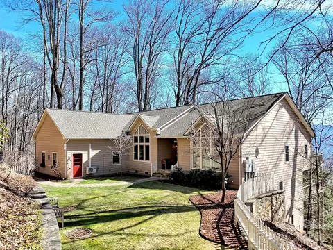185 High Ridge Rd, Waynesville, NC 28786