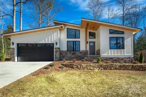 16 Taze Ct, Black Mountain, NC 28711