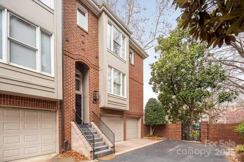 351 W 7th St, Charlotte, NC 28202