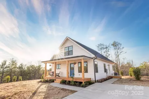 114 Bluebell Ridge Ln, Weaverville, NC 28787
