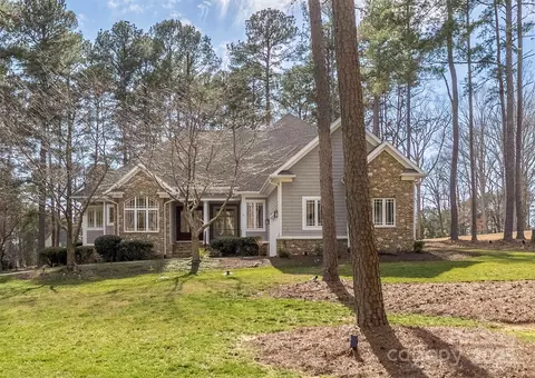 1718 Brawley School Rd, Mooresville, NC 28117