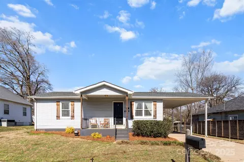 909 Laye St, Belmont, NC 28012