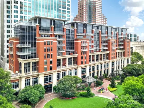 435 S Tryon 610 St #610, Charlotte, NC 28202