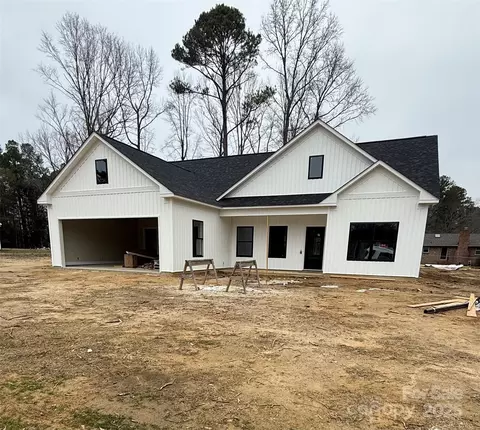 124 Redfearn St, Chesterfield, SC 29709