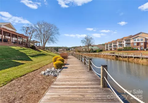 18409 Harborside Dr, Cornelius, NC 28031 photo 5