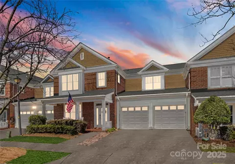 18409 Harborside Dr, Cornelius, NC 28031