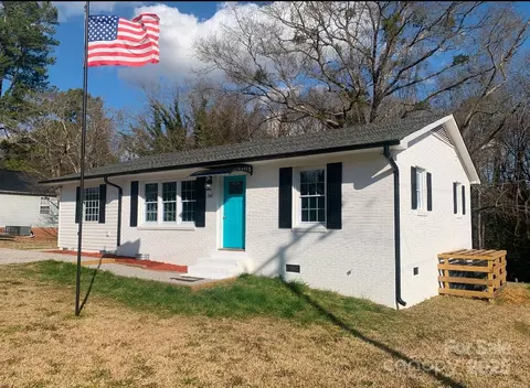 1141 Faile St, Lancaster, SC 29720 photo 2