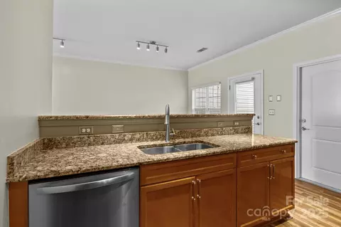 Kitchen - 1127 Central Park Cir, Davidson, NC 28036 photo 5 of 5