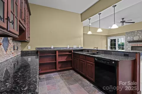 8034 Bay Pointe Dr, Denver, NC 28037 photo 19