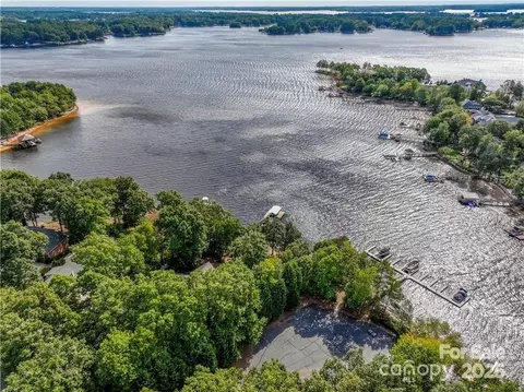 8034 Bay Pointe Dr, Denver, NC 28037 photo 33