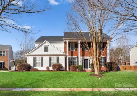 7720 Dinniston Dr, Huntersville, NC 28078