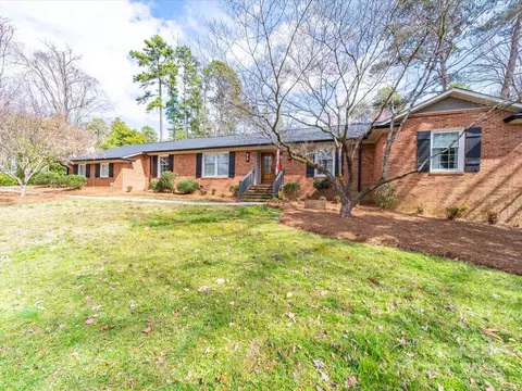 630 Windsor Ne Pl NE, Concord, NC 28025