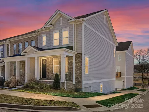 13859 Hill St, Huntersville, NC 28078