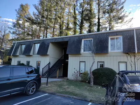 35 Jolly 4a Ln #4A, Hendersonville, NC 28739