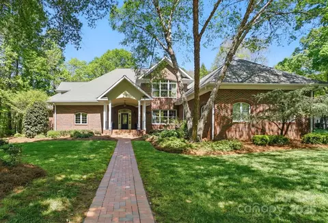 12702 Overlook Mountain Dr, Charlotte, NC 28216
