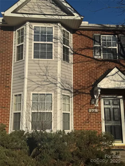 109 Marquis Ct, Matthews, NC 28104