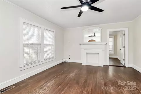 Living - 1101 Lancaster Ave, Monroe, NC 28112 photo 2 of 5