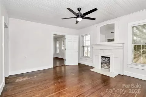Living - 1101 Lancaster Ave, Monroe, NC 28112 photo 4 of 5