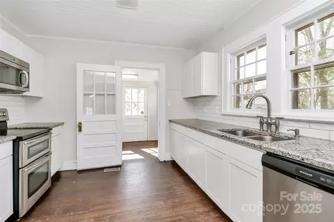 Kitchen - 1101 Lancaster Ave, Monroe, NC 28112 photo 1 of 3