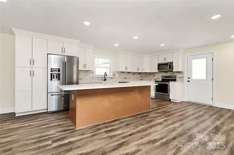 2159 Greenleaf Rd, Clover, SC 29710 photo 11