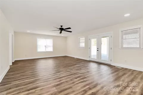 2159 Greenleaf Rd, Clover, SC 29710 photo 18