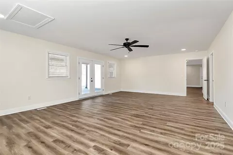 2159 Greenleaf Rd, Clover, SC 29710 photo 20