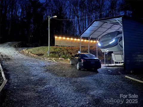3109 Fulton Rd, Franklin, NC 28734 photo 8