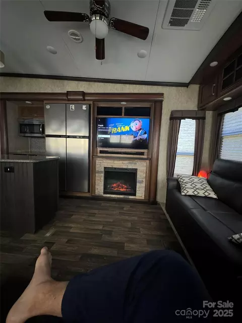 3109 Fulton Rd, Franklin, NC 28734