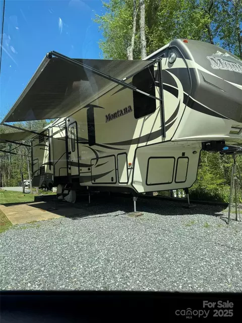 3109 Fulton Rd, Franklin, NC 28734 photo 4