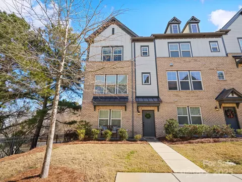 429 Grey Reagan Trl, Charlotte, NC 28211