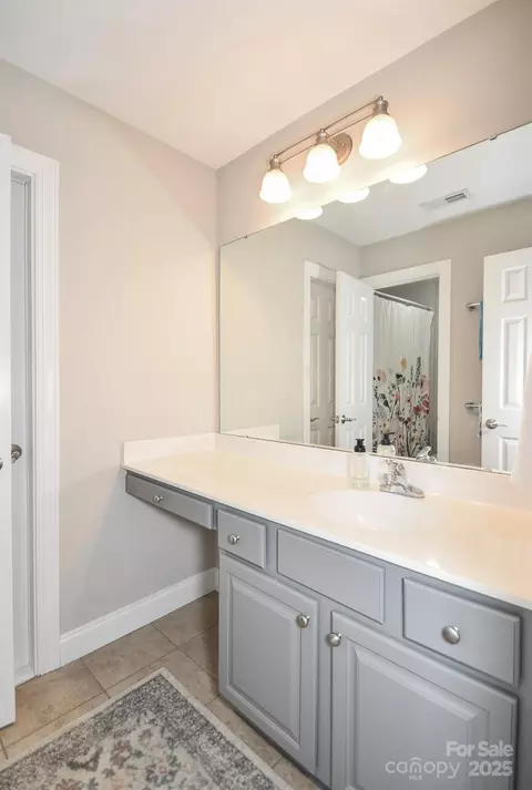 Bath - 4812 Campobello Dr, Monroe, NC 28110 photo 4 of 5