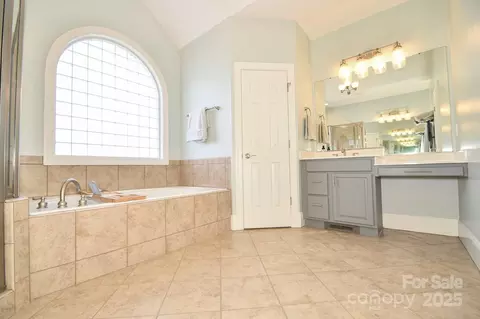 Bath - 4812 Campobello Dr, Monroe, NC 28110 photo 3 of 5