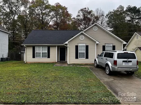 5702 Burning Ridge Dr, Monroe, NC 28110