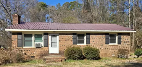 313 Butler St, Biscoe, NC 27209