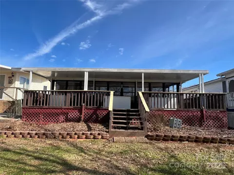 103 Dogwood Cir, New London, NC 28127