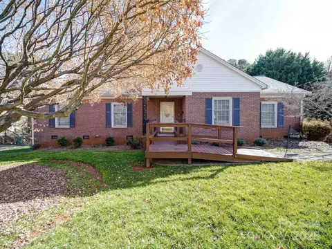 2623 Shaw Ave, Gastonia, NC 28054
