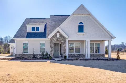 4221 Maggie Springs Way, Clover, SC 29710