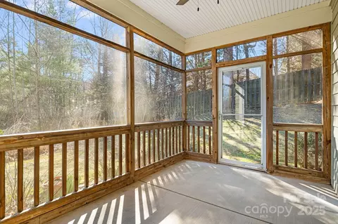 19 Fox Briar Dr, Fletcher, NC 28732 photo 16