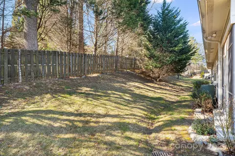 19 Fox Briar Dr, Fletcher, NC 28732 photo 31