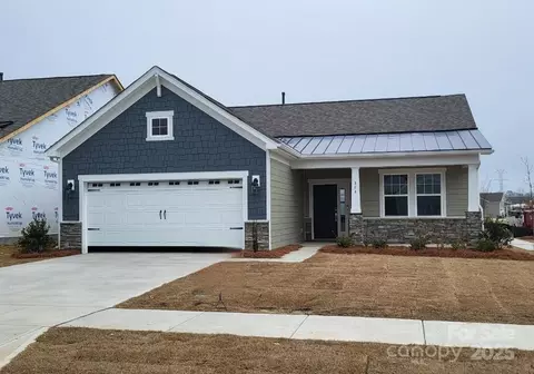 304 Sunharvest Ln, Indian Trail, NC 28079
