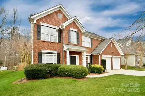 16028 Grafham Cir, Huntersville, NC 28078