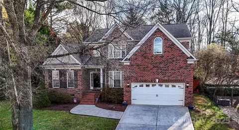 105 Millwood Dr, Fort Mill, SC 29715